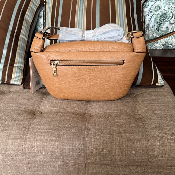 Poppy & Peonies Camel Crossbody Bag - Picture 2 of 3